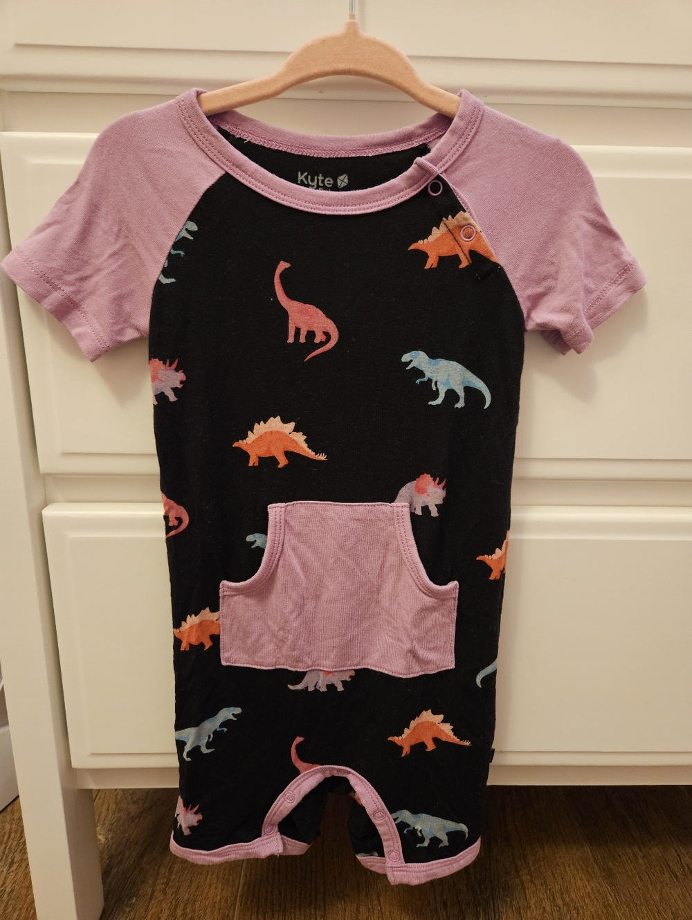 Kyte Baby Shortall In Midnight Roar- Size 2T